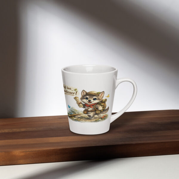 Milchkaffeetasse abenteuerlustiger Wolf