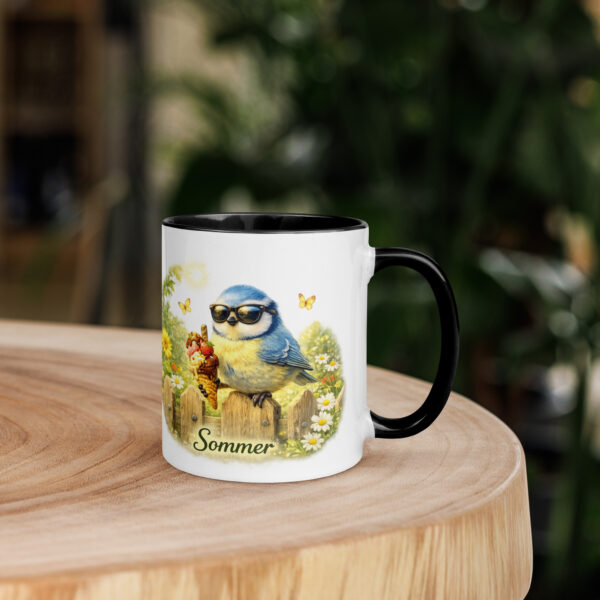 Tasse mit farbiger Innenseite Blaumeise im Herbst