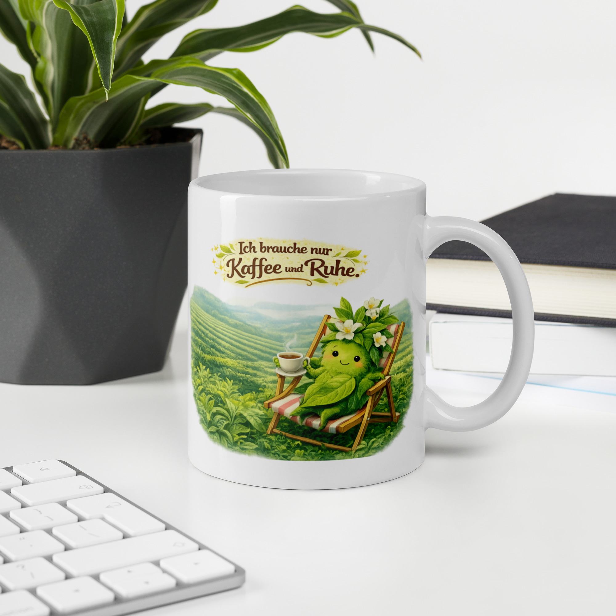 Tasse Kaffee trinkende Teepflanze