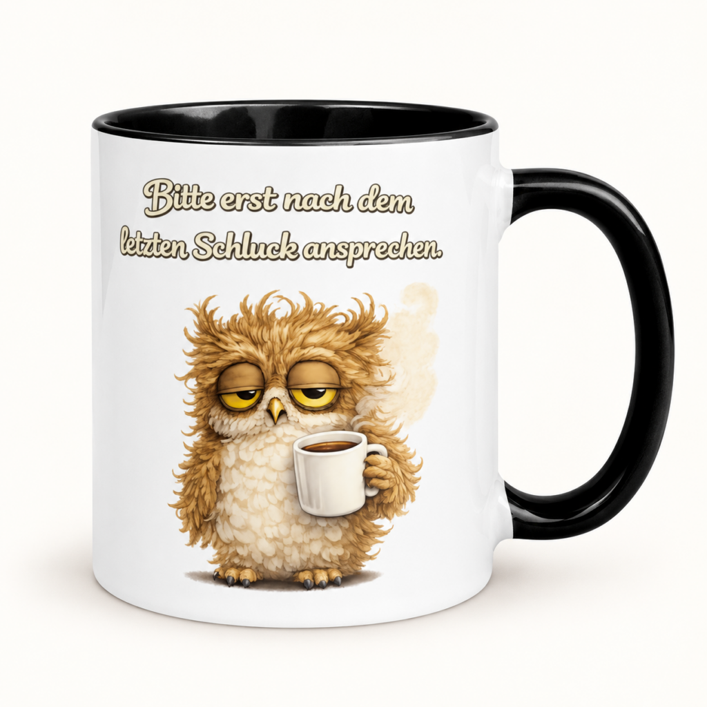 Tasse mit farbiger Innenseite – Müde Eule hell – klare Produktansicht auf hellem Hintergrund